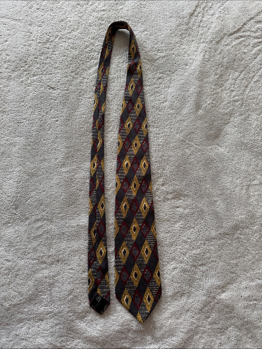Hugo Boss 100% Silk Geometric Diamond Pattern Tie Made in Italy